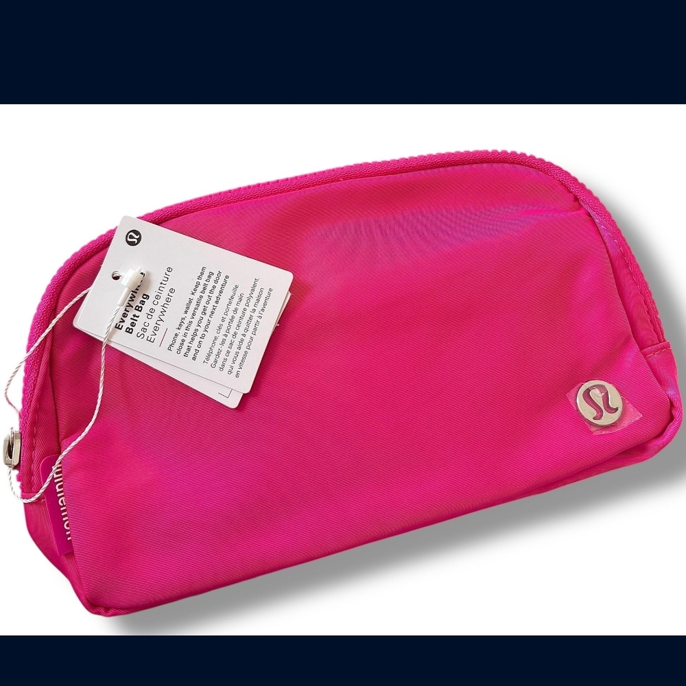 Lululemon Athletica Fuchsia Cosmetic Case